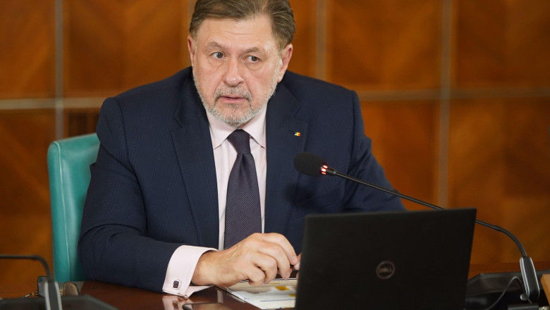 Bucharest, Romania. 11th Apr, 2024: Alexandru Rafila, Minister of Health, speks during the government meeting at the Victoria Palace, the Romanian Government headquarters. Credit: Lucian Alecu/Alamy Live News