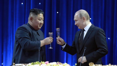 Kim Jong Un și Vladimir Putin