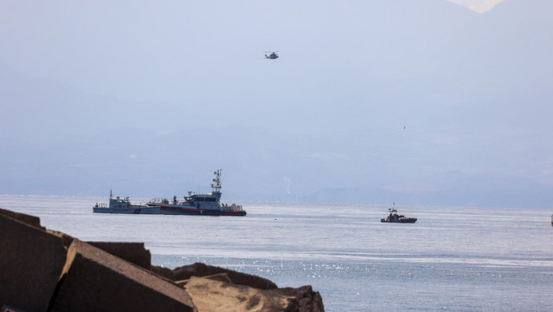 Affonda barca a vela nel palermitano, 7 dispersi