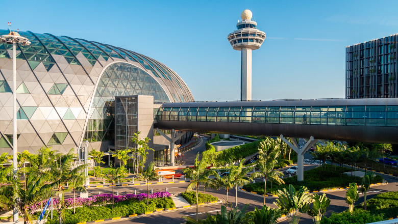 Changi,Airport,,Singapore,-,January,24,,2020:,Changi,Airport,Futuristic