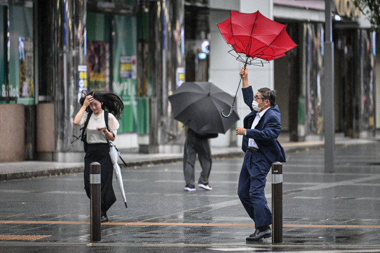 Japonia a fost lovită de taifunul extrem de puternic/ Profimedia