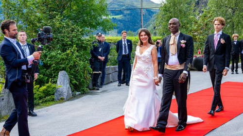 Princess Martha Louise ties the knot with American self-proclaimed shaman Durek Verrett