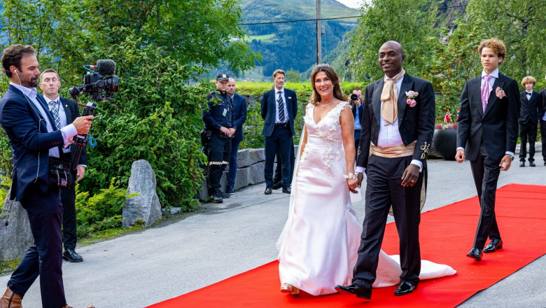 Princess Martha Louise ties the knot with American self-proclaimed shaman Durek Verrett