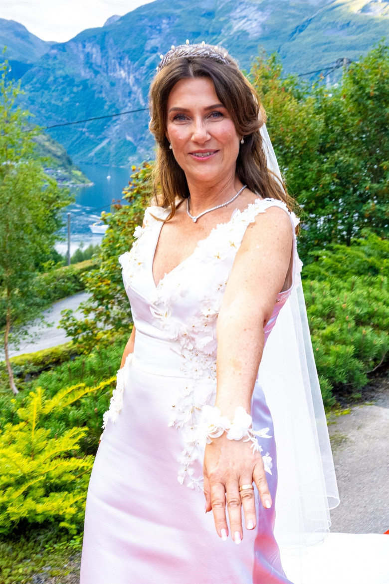 Princess Martha Louise ties the knot with American self-proclaimed shaman Durek Verrett