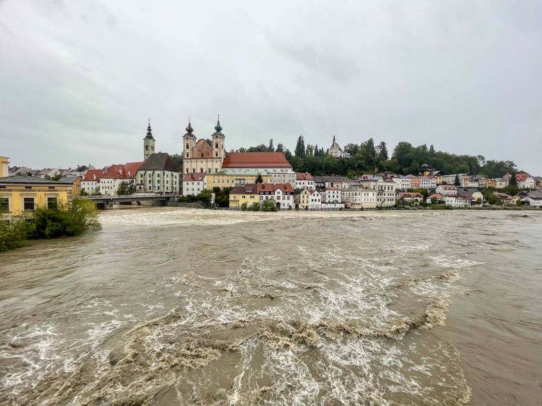 inundatii europa