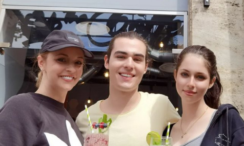 andreea marin, radu stefan banica, violeta banica (1)