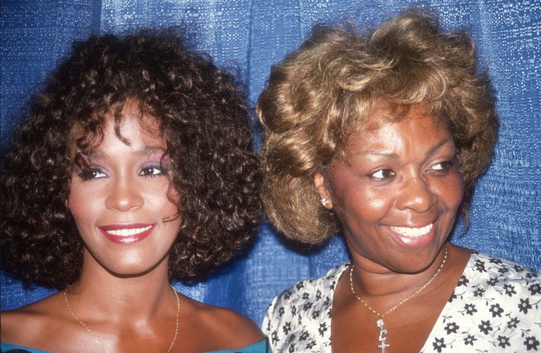 **FILE PHOTO** Cissy Houston Has Passed Away. Whitney Houston Cissy Houston 1990 Photo by Adam Scull-PHOTOlink.net / Med