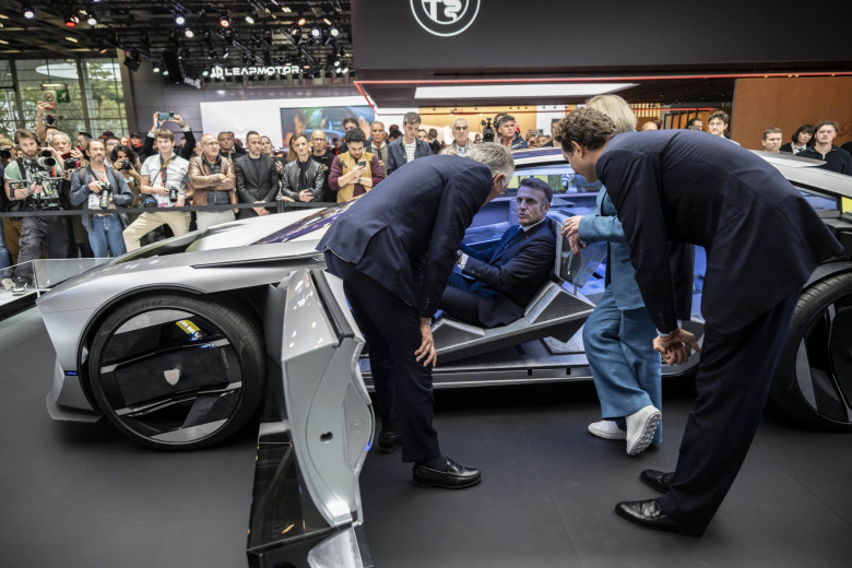 Paris: French president visits Paris Motor Show 2024