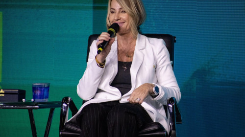 SO PAULO, SP - 27.09.2024: COB EXPO - Former gymnast Nadia Comaneci, winner of nine Olympic medals, will participate in a panel with Rebeca Andrade during the COB Expo on Friday night (27). The event brings together athletes, former athletes, clubs, compa