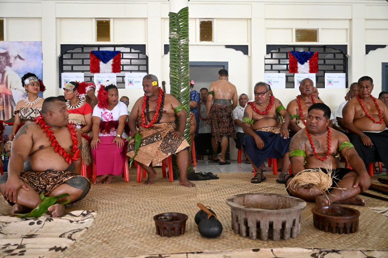 Royal Tour of Australia and Samoa - Day Five