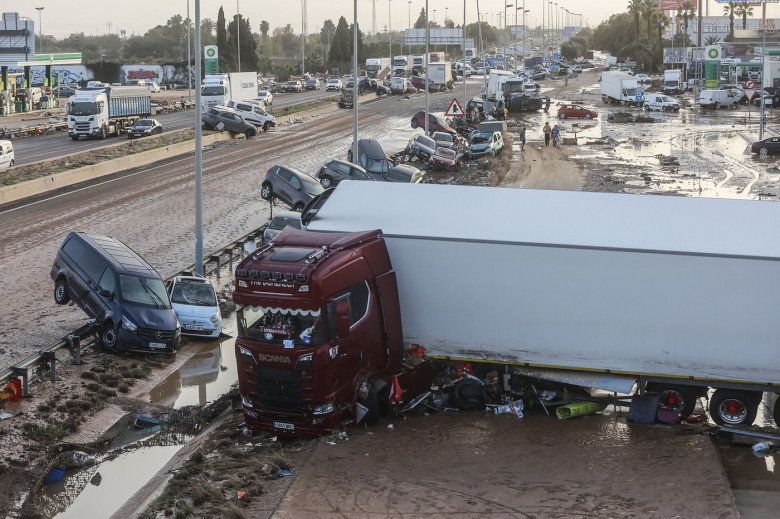 At least 13 dead in the Valencian Community due to the DANA.