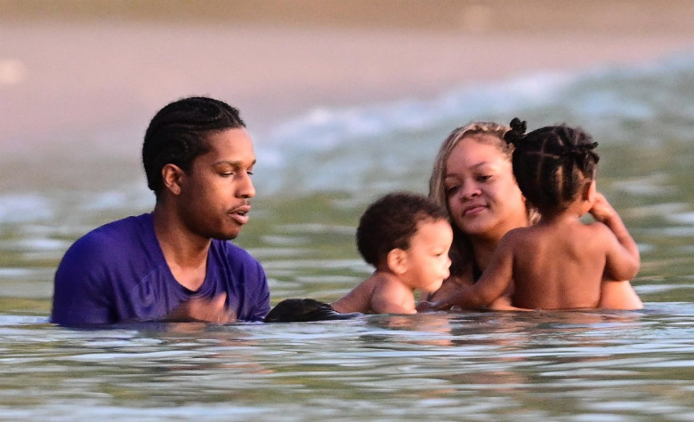 Rihanna familie