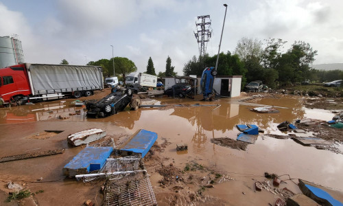 inundatii valencia - ionut dima 8c006e26-b91b-4bd1-8645-42b425dcc470