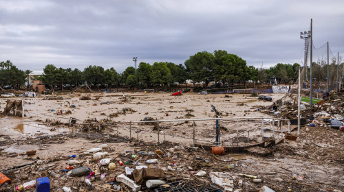 Flooding and heavy rain in Valencia region of spain November 4, 2024, Paiporta, Spain: Destroyed cars and rubble are see