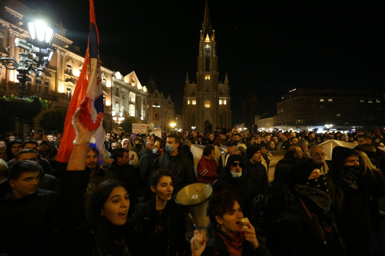 Thousands of Serbians protest over deadly collapse of railway station awning