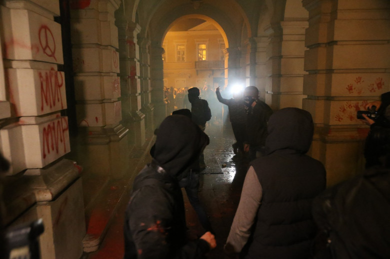 Thousands of Serbians protest over deadly collapse of railway station awning