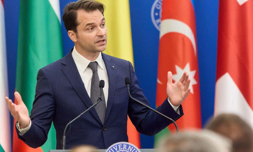 Bucharest, Romania. 3rd Sep, 2024: Sebastian Burduja, Romanian Minister of Energy, answers questions from journalists during the signing ceremony of the 