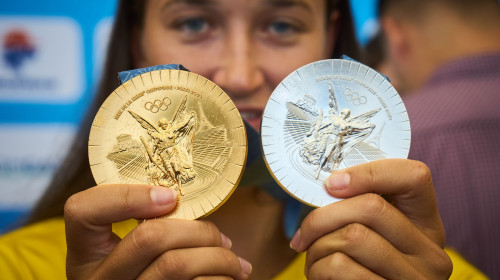 Romanian rowing, gymnastics and table tennis teams arrival from the Olympic Games, Otopeni, Ilfov, Romania - 07 Aug 2024