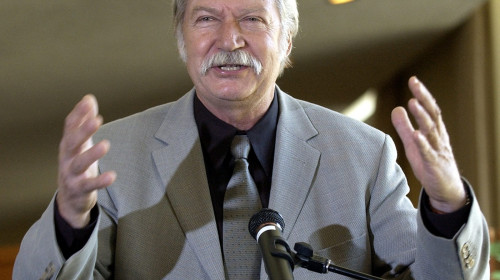 Bela Karolyi