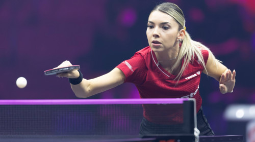 WTT Champions Frankfurt Bernadette Szöcs (Rumänien) verliert in der Runde der letzten 16 gegen die Chinesin Chen Xington