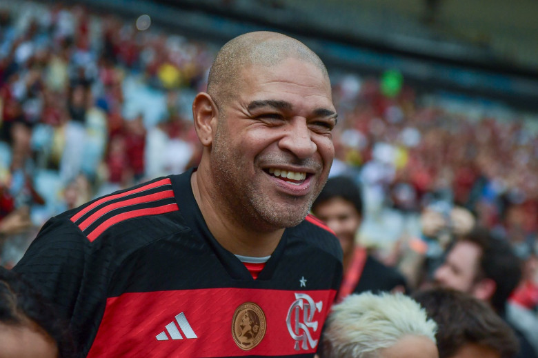 fotbalistul adriano