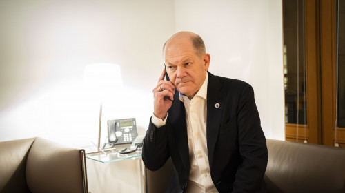 Scholz talks on the phone with future US President Donald Trump, Brussels, Belgium - 19 Dec 2024