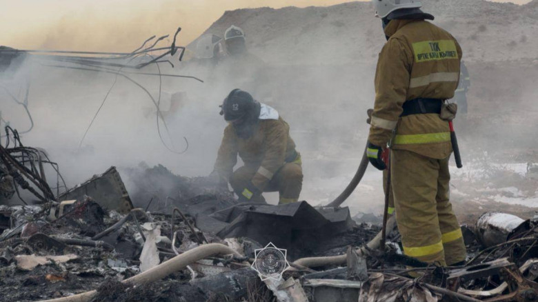 Azerbaijani passenger plane crashes near Kazakh city of Aktau