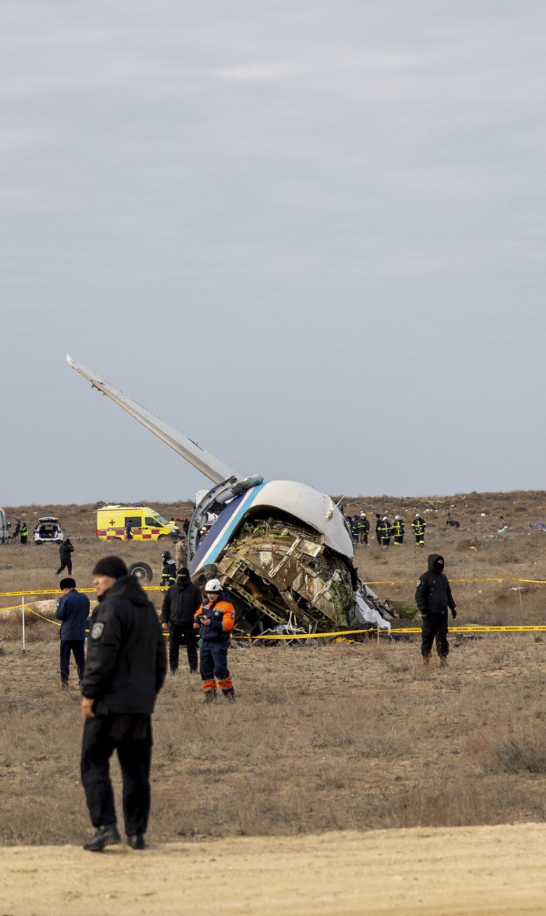 Azerbaijani passenger plane crashes near Kazakh city of Aktau