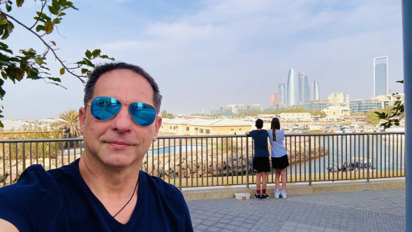 Dan Negru, jefuit în metroul din Paris de patru hoți români. I-au luat tot, apoi i-au returnat bunurile