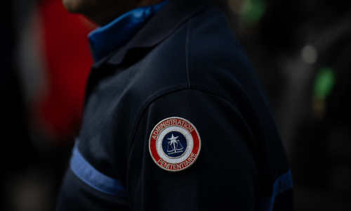 Polițist din penitenciar, Franța/ Shutterstock