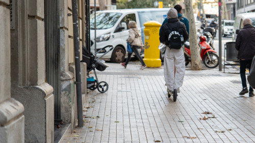 Barcelona - Mandatory Helmets for Scooters in Barcelona, Spain - 20 Nov 2024