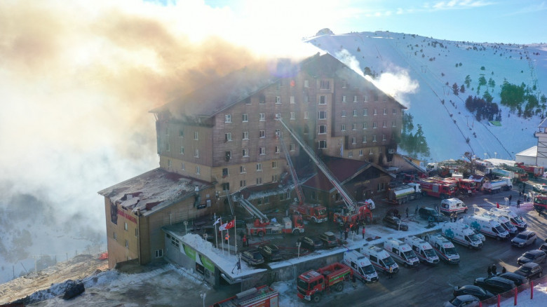 incendiu hotel turcia