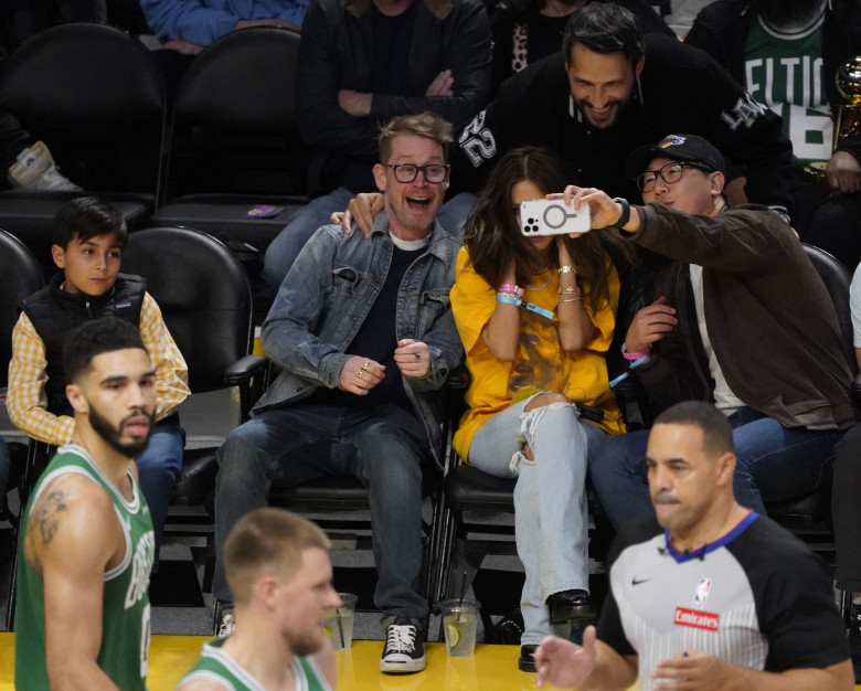 macaulay culkin si iubita lui