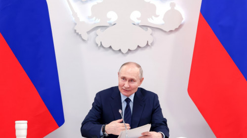 Russian President Putin Chairs Meeting on Drone Technology