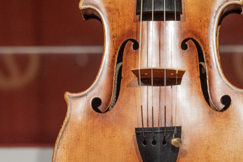 NY: Sotheby's to auction The Joachim-Ma Stradivarius