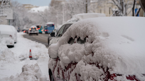 First,Day,Of,Winter,,Heavy,Snow,In,Bucharest,City,,Romania