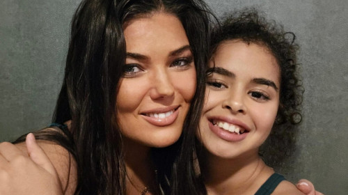 Paula Seling, împreună cu fiica ei, Elena/ Foto: Facebook