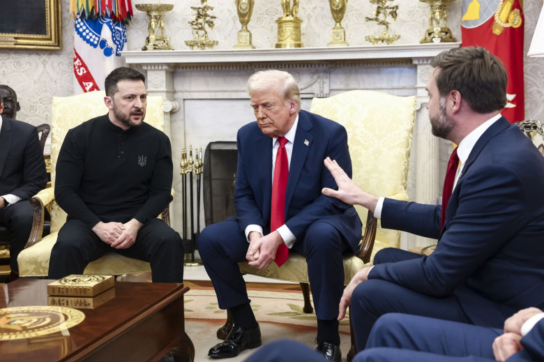 Trump, JD Vance și Zelenski