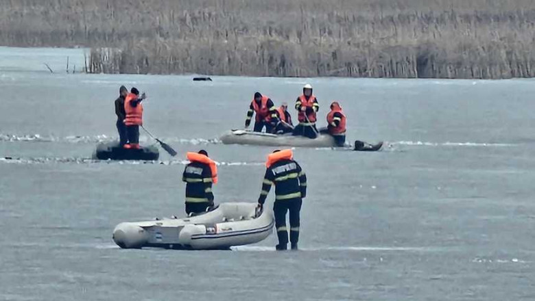 Trei bărbaţi au căzut sub gheaţă într-un lac de acumulare din Botoşani/ Foto: News.ro