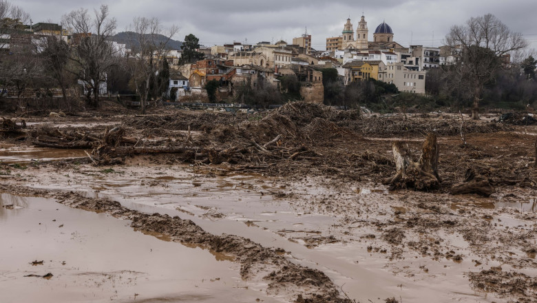 Flooding of the Turia River in Ribarroja de Turia