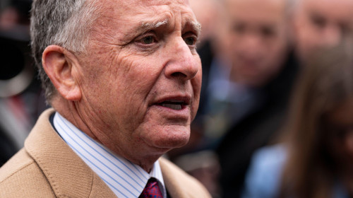 Steve Witkoff, US special envoy to the Middle East, speaks to members of the media outside the White House in Washington, DC, US, on Thursday, March 6, 2025. Photo by Al Drago/Pool/ABACAPRESS.COM Credit: Abaca Press/Alamy Live News