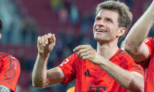 Bundesliga: FC Augsburg vs FC Bayern Munich 1:3, Germany - 04 Apr 2025
