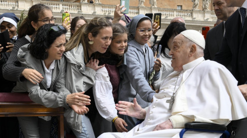 Papa Francisc de Florii 2025