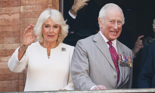 regele charles si camilla