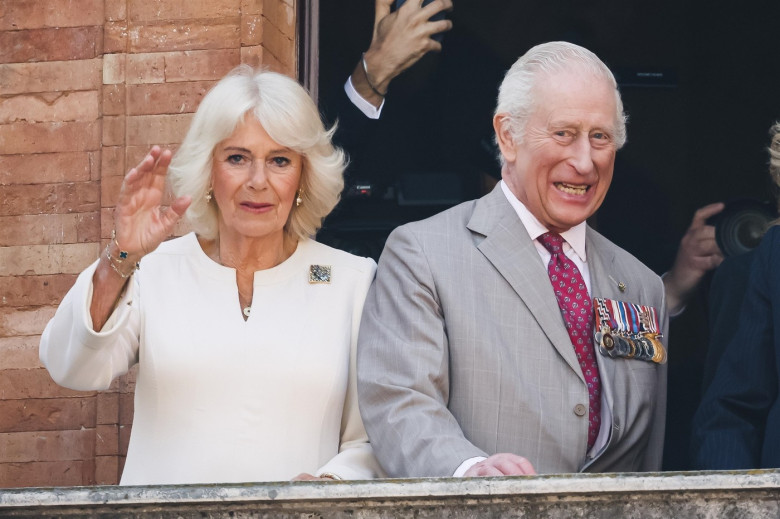 regele charles si camilla