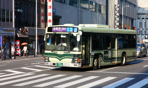 Un şofer de autobuz a pierdut o primă de pensionare de 73.000 de euro după ce a luat 6 euro din banii călătorilor/ Shutterstock