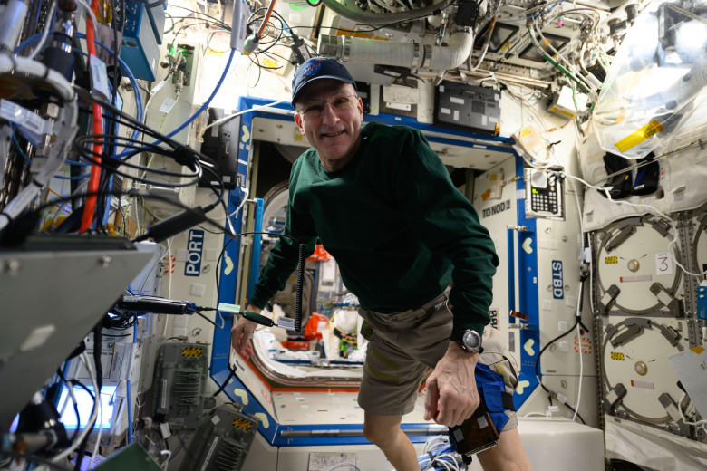 International Space Station, Earth Orbit. 15 November, 2024. NASA astronaut and Expedition 72 Flight Engineer Don Pettit poses for a photo inside the Destiny laboratory module aboard the International Space Station, November 15, 2024 in Earth Orbit. Cred