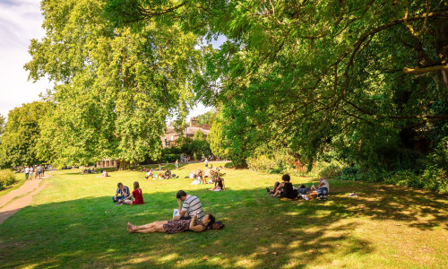 Vreme de vară în minivacanţa de 1 Mai/ Shutterstock