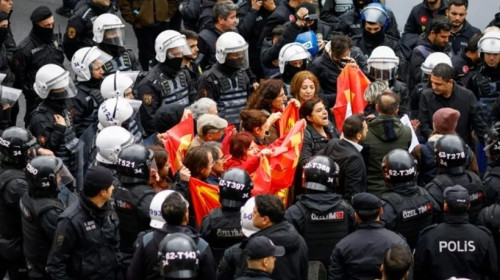 Peste 400 de persoane arestate la Istanbul, de 1 Mai, încercând să intre în Piaţa Taksim/ Foto: X