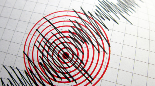 Seismograph,And,Earthquake.,A,Seismograph,That,Records,The,Seismic,Activity